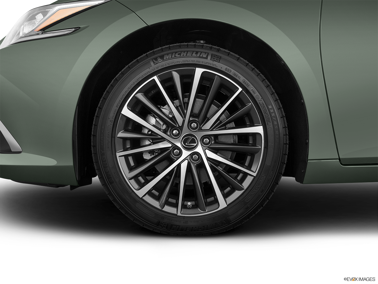 2024 Lexus ES 300h Base