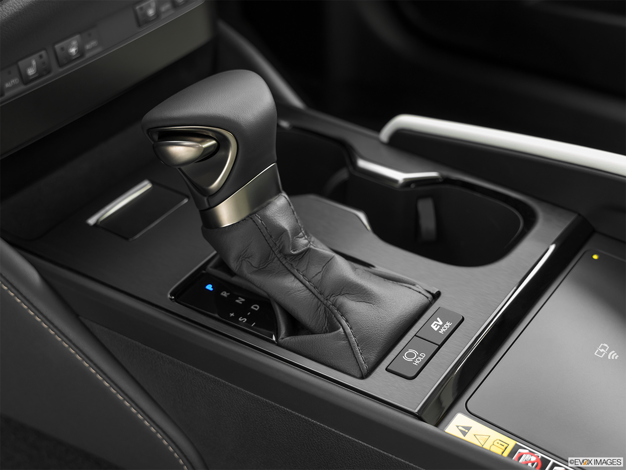 2024 Lexus ES 300h Base