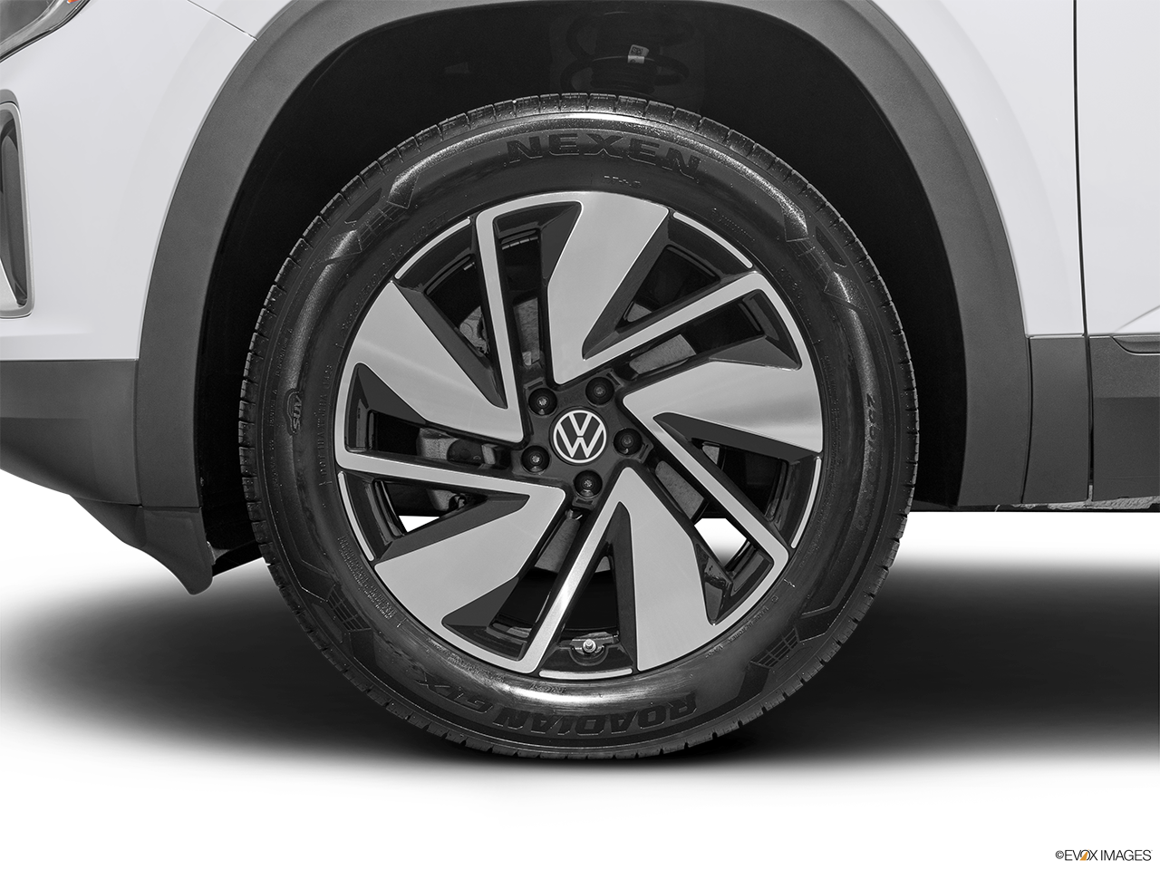 2024 Volkswagen Atlas SE