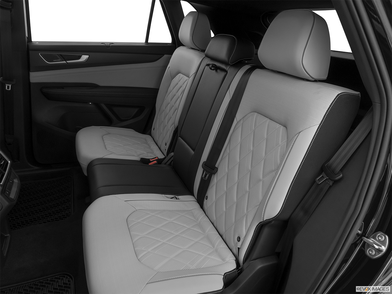 2024 Volkswagen Atlas Cross Sport SE