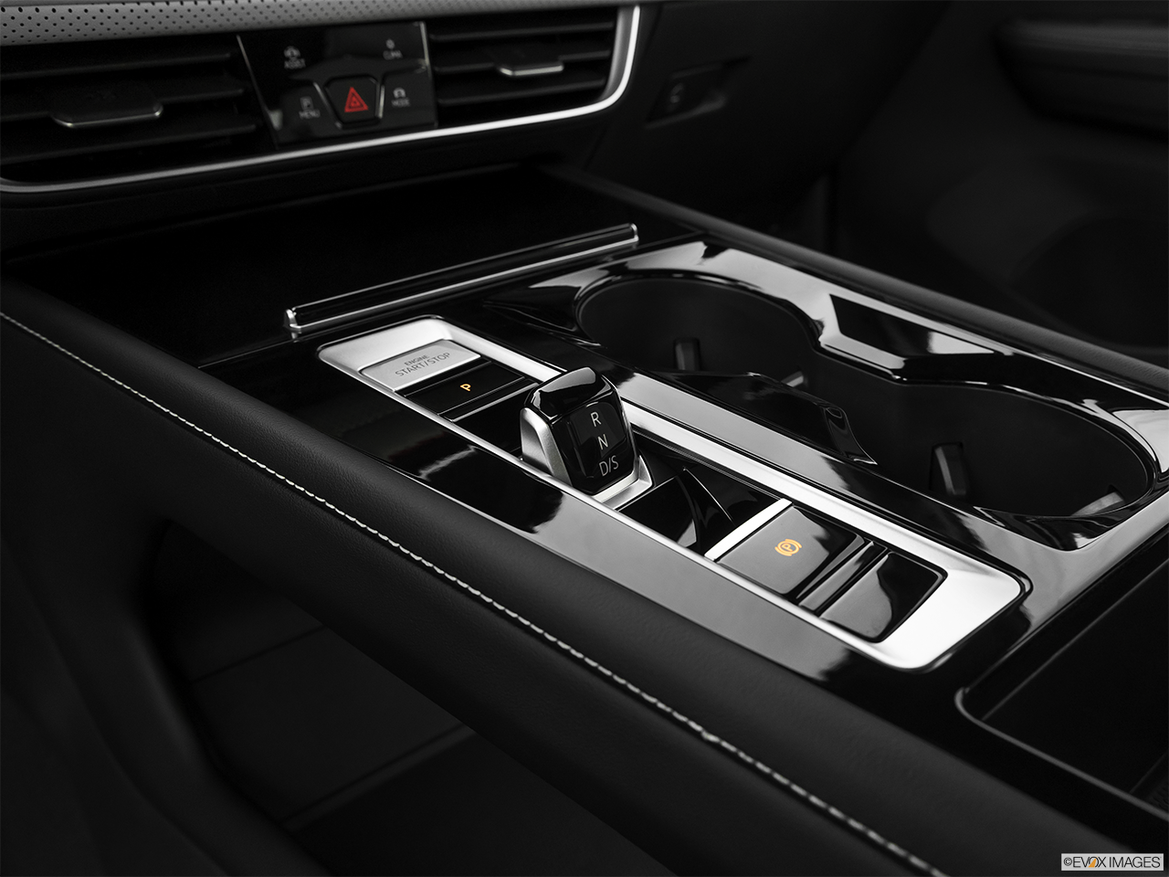 2024 Volkswagen Atlas Cross Sport SE