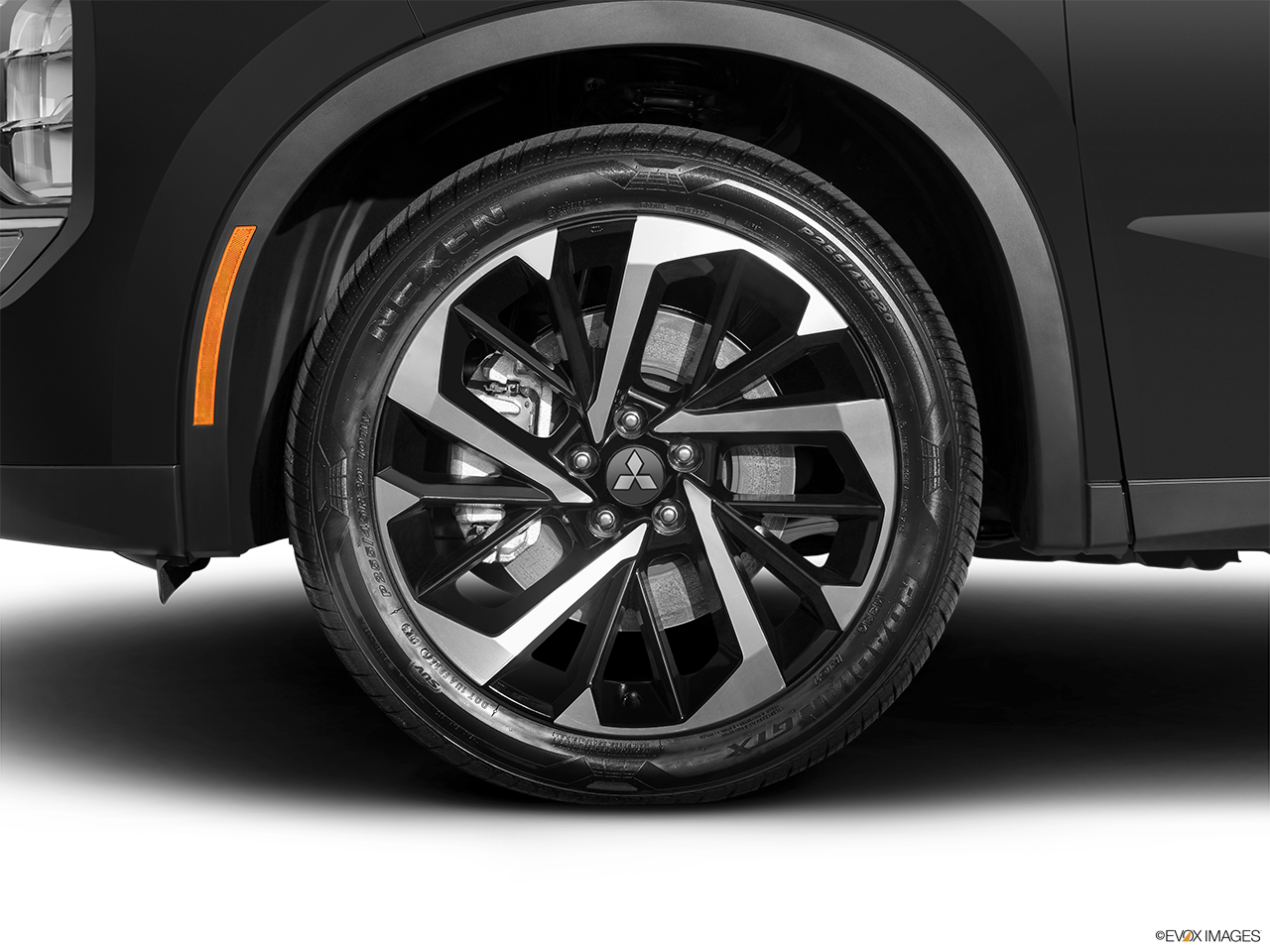 2025 Mitsubishi Outlander PHEV ES