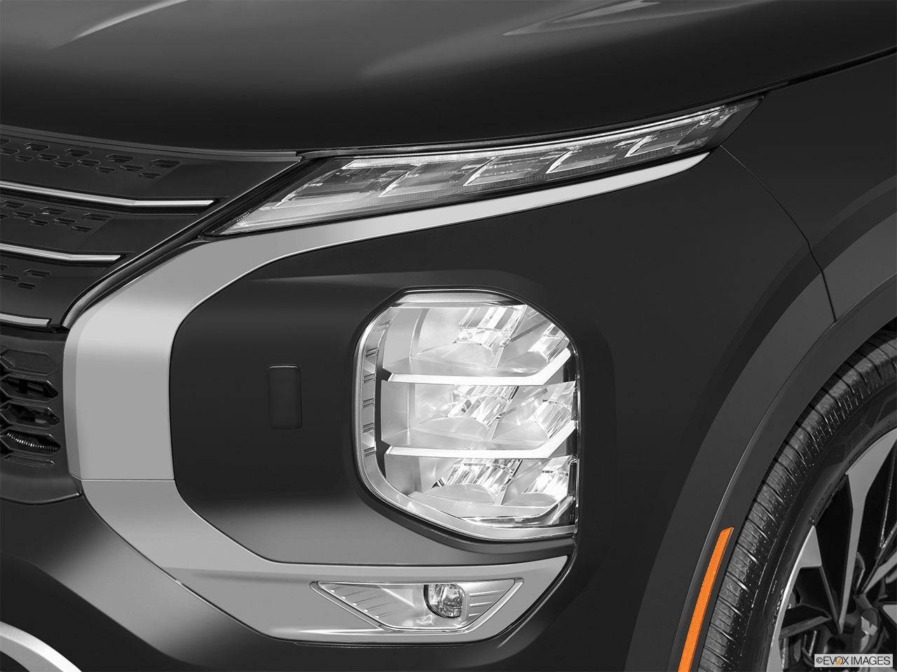 2025 Mitsubishi Outlander PHEV ES