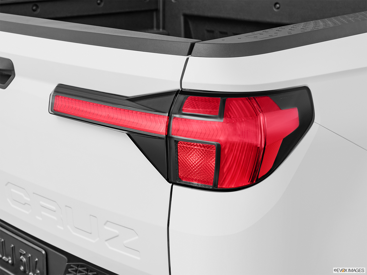 2024 Hyundai SANTA CRUZ SE