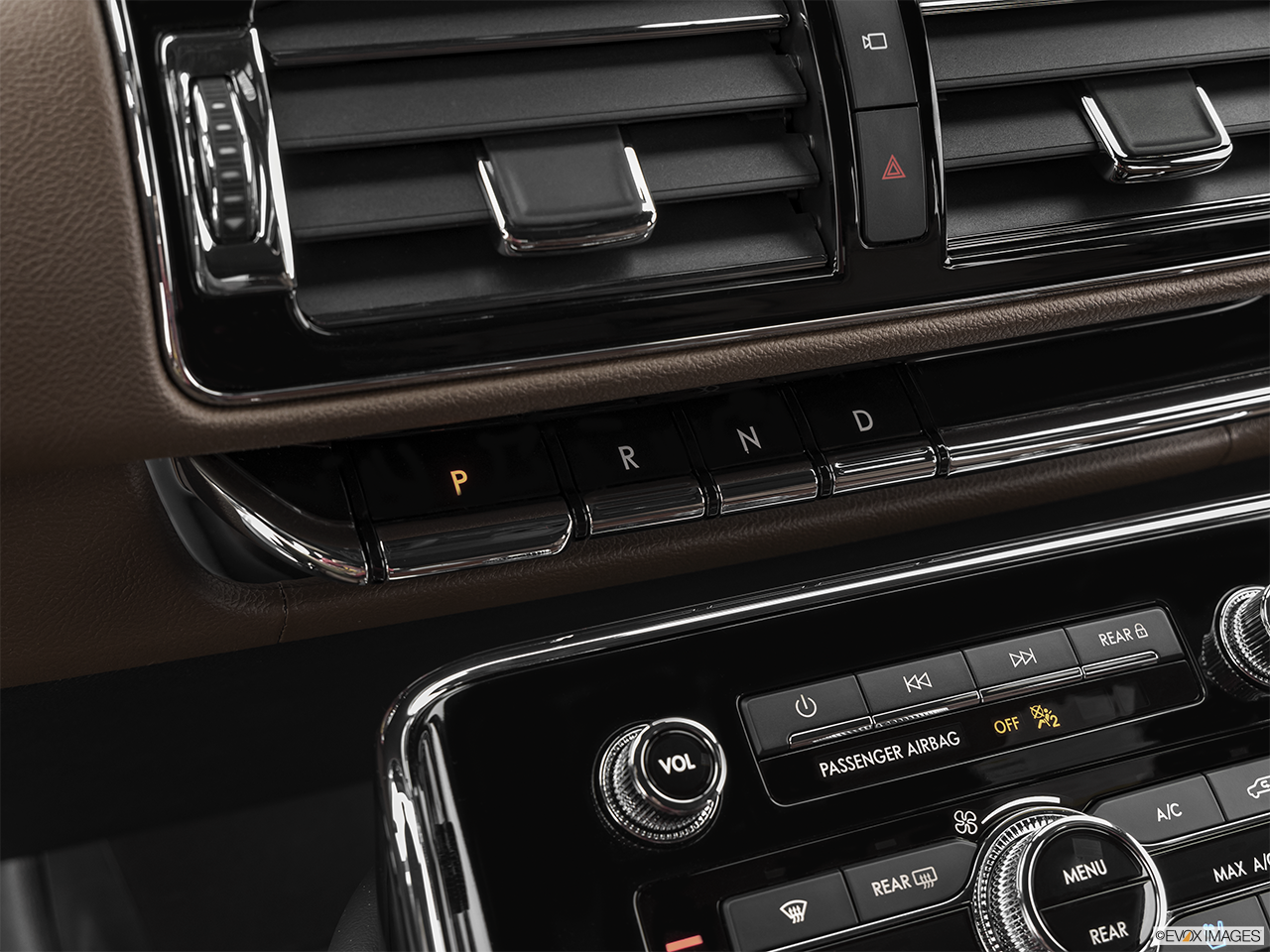2024 Lincoln Navigator Premiere