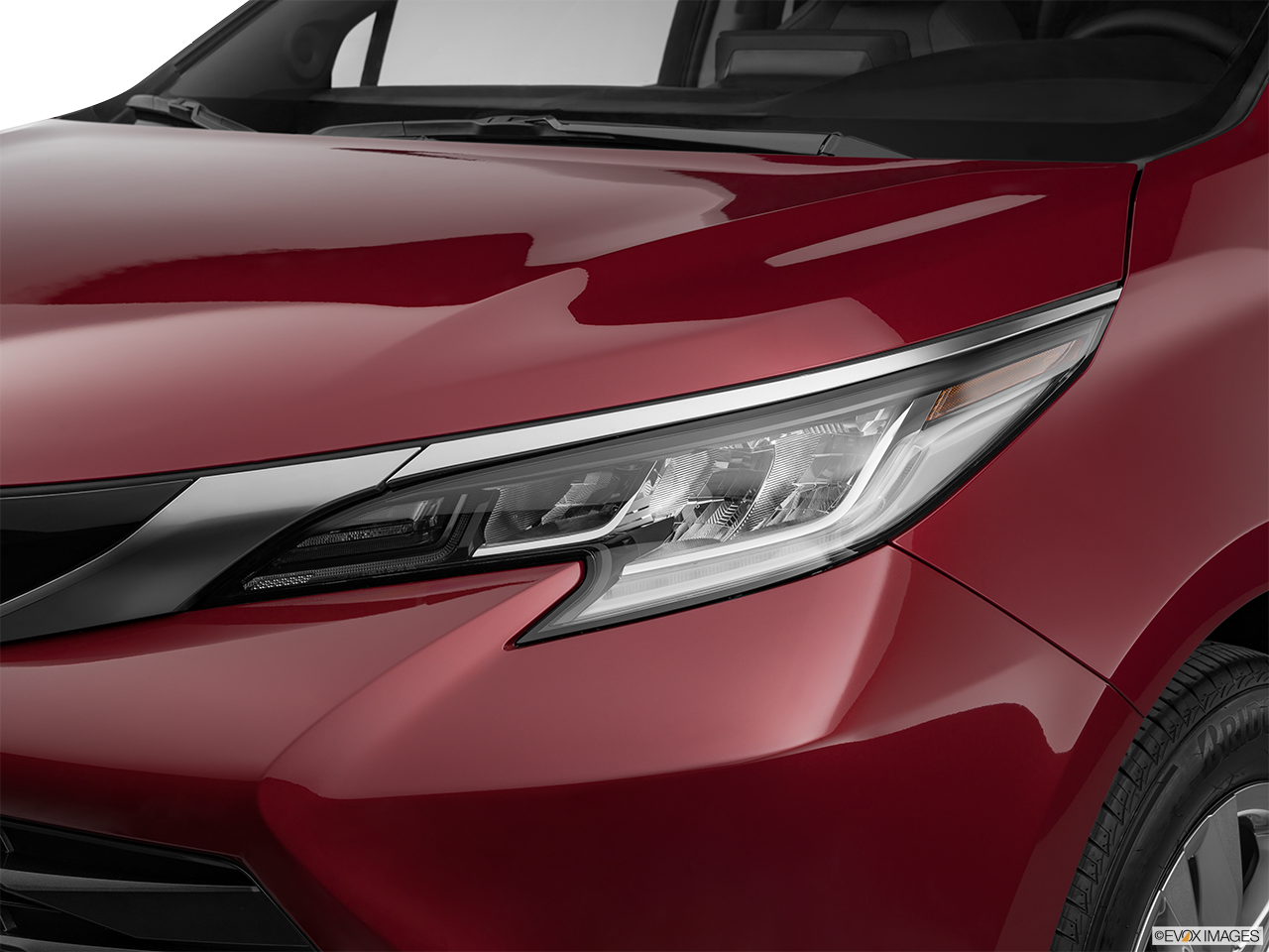 2024 Toyota Sienna LE 8-Passenger
