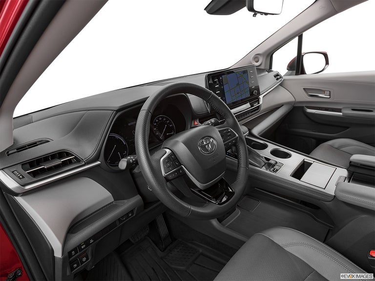 2024 Toyota Sienna LE 8-Passenger