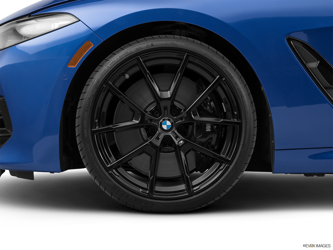 2024 BMW 8 Series 840i
