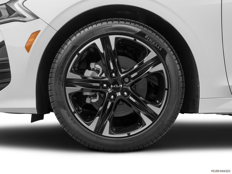2024 Kia K5 LXS