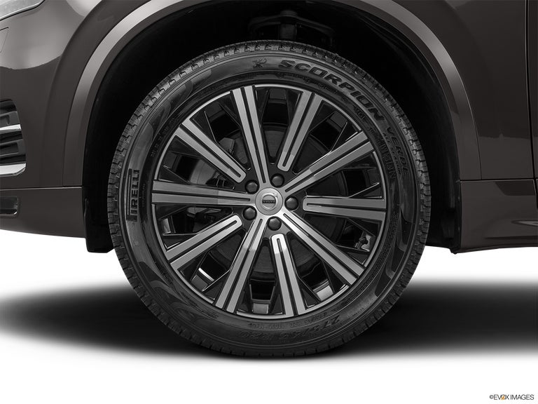 2024 Volvo XC90 B5 Core Bright Theme