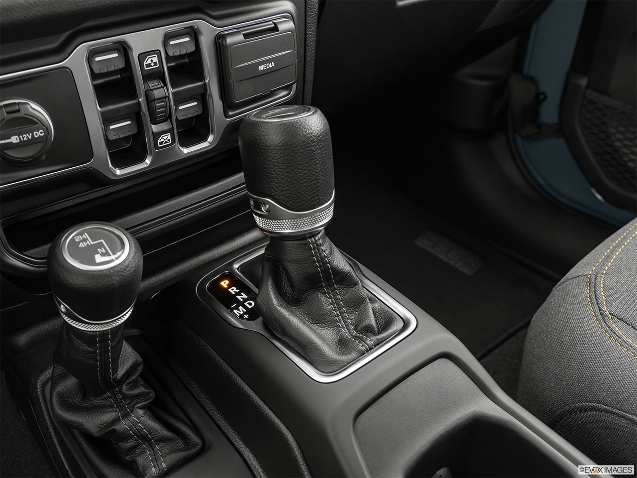 2024 Jeep Gladiator Sport