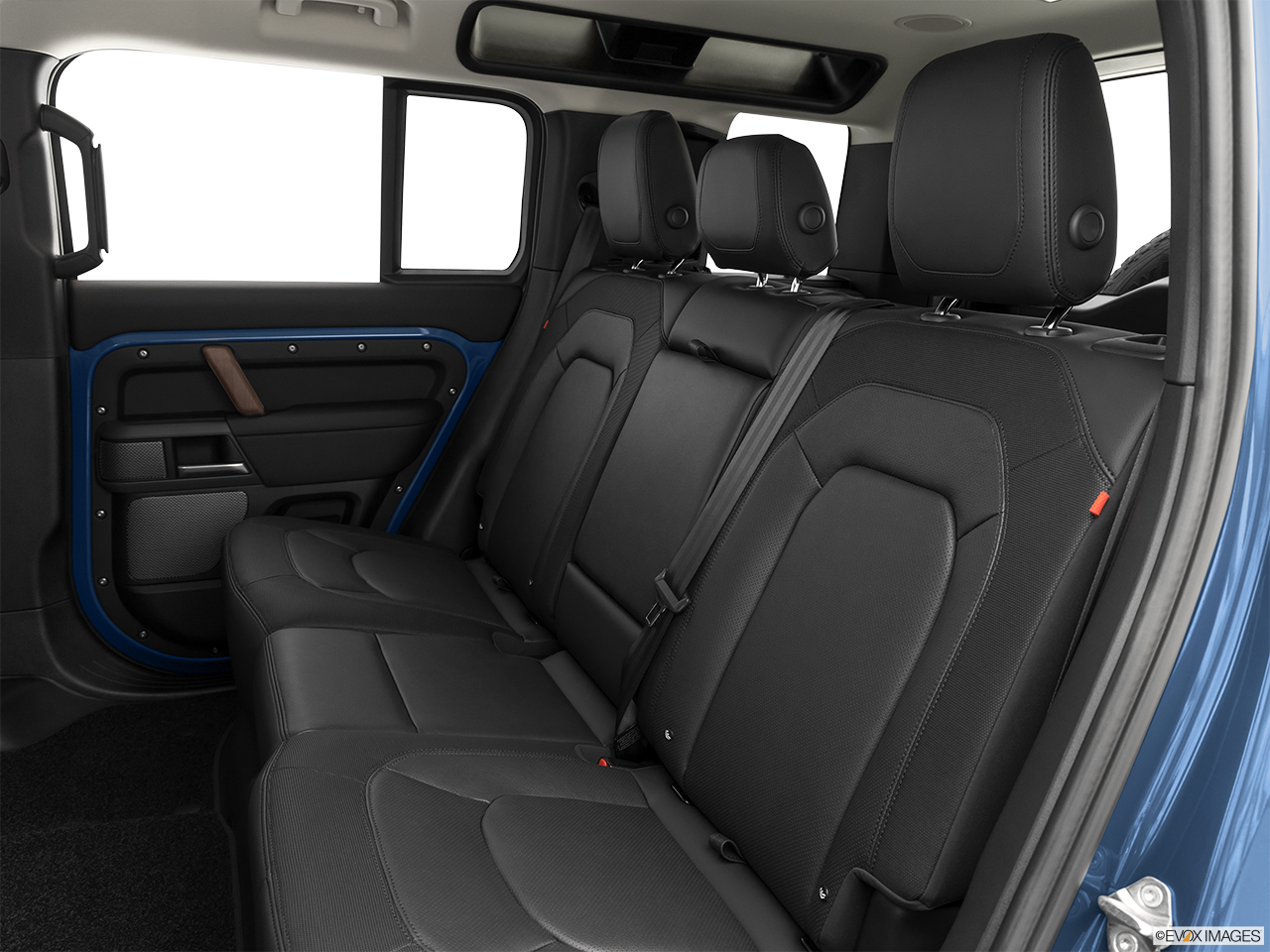 2024 Land Rover Defender 90 P300 S