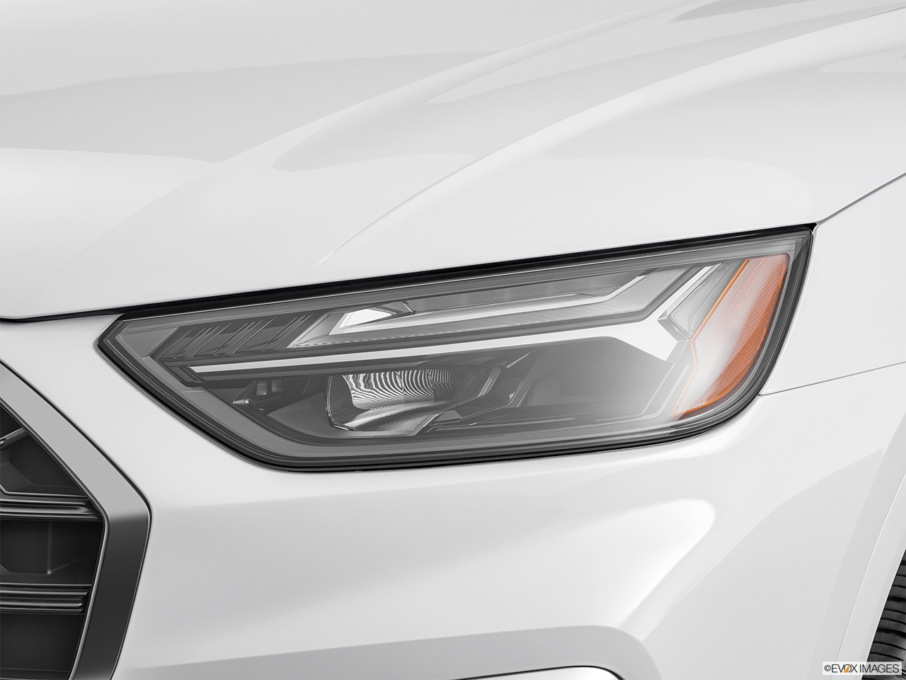 2024 Audi Q5 quattro Premium 40 TFSI