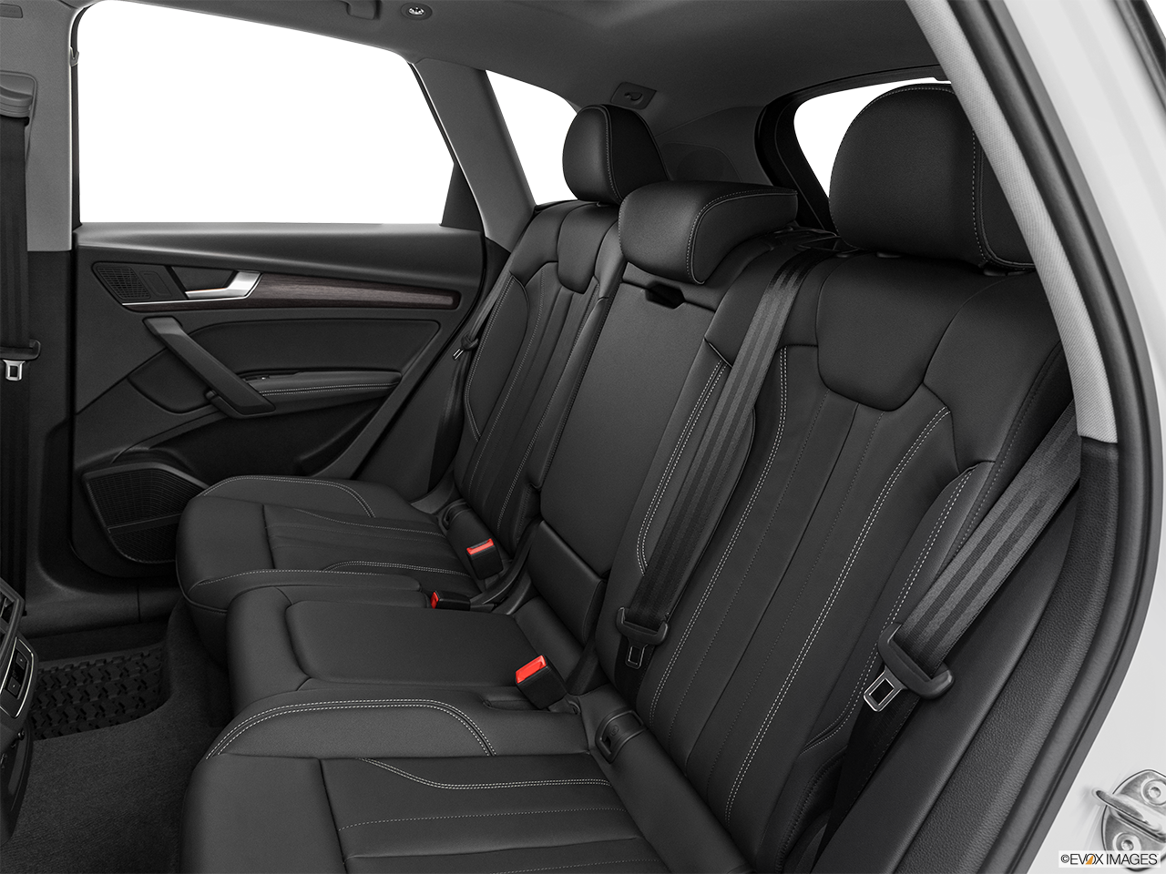 2024 Audi Q5 quattro Premium 40 TFSI