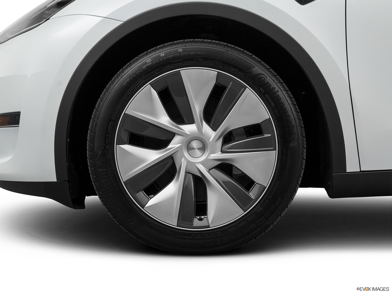 2024 Tesla Model Y Base