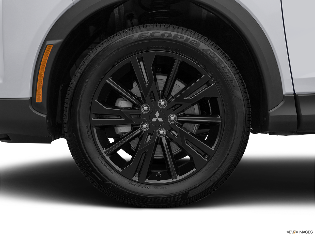 2024 Mitsubishi Eclipse Cross ES