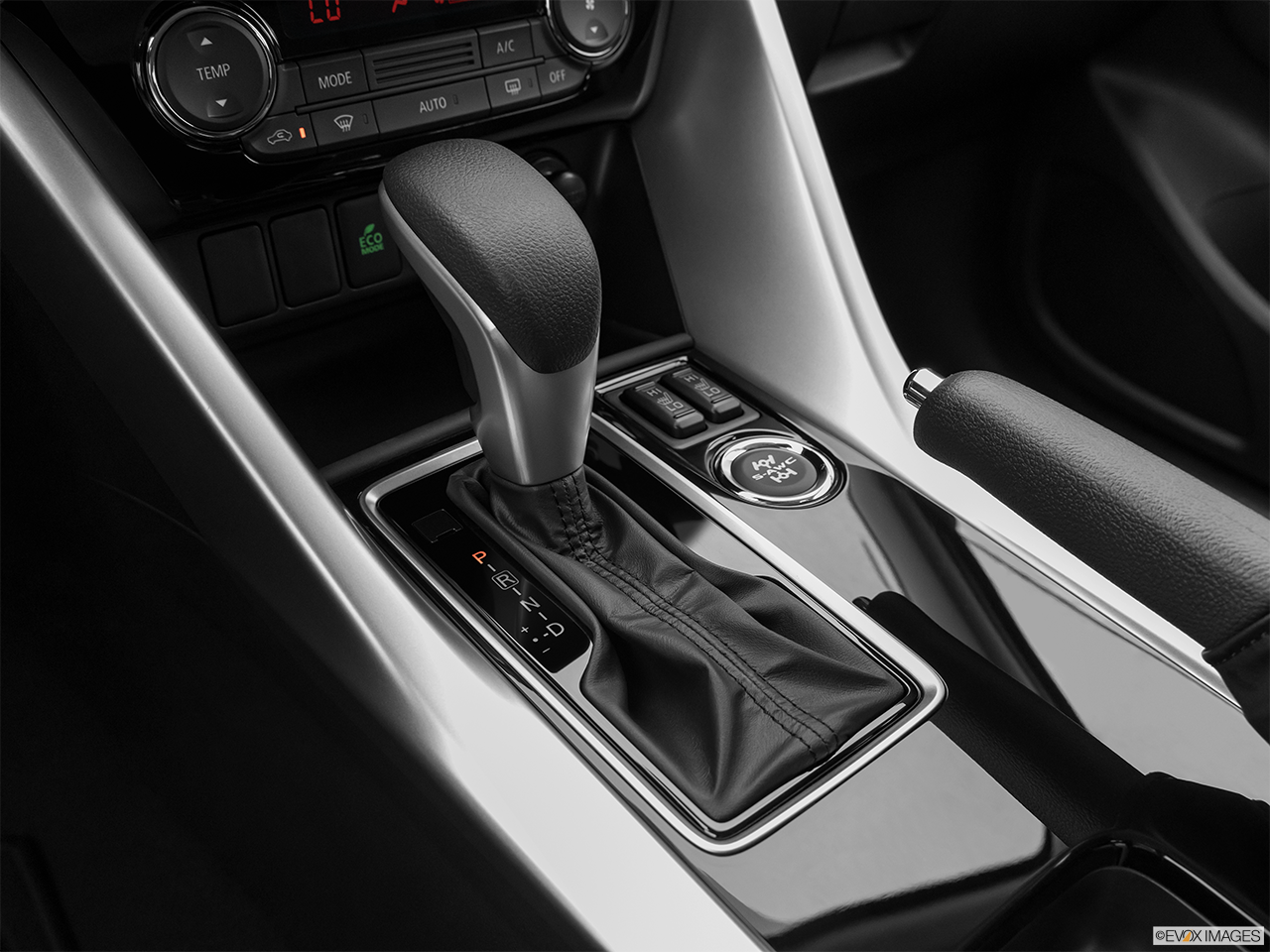 2024 Mitsubishi Eclipse Cross ES
