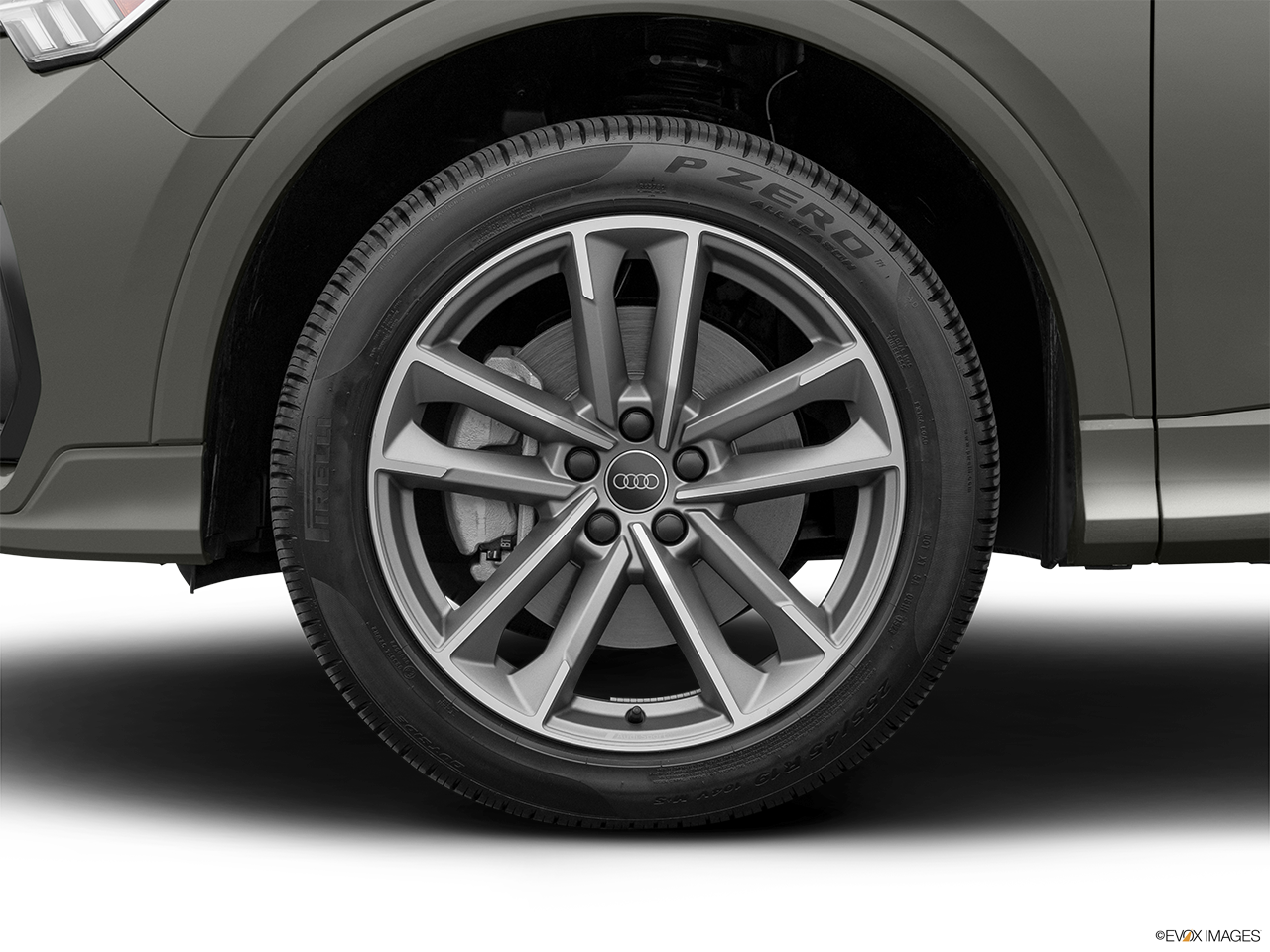 2024 Audi Q3 quattro Premium 40 TFSI