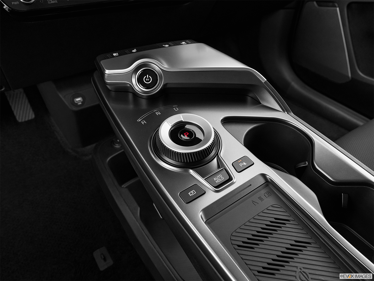 2024 Kia EV6 Light