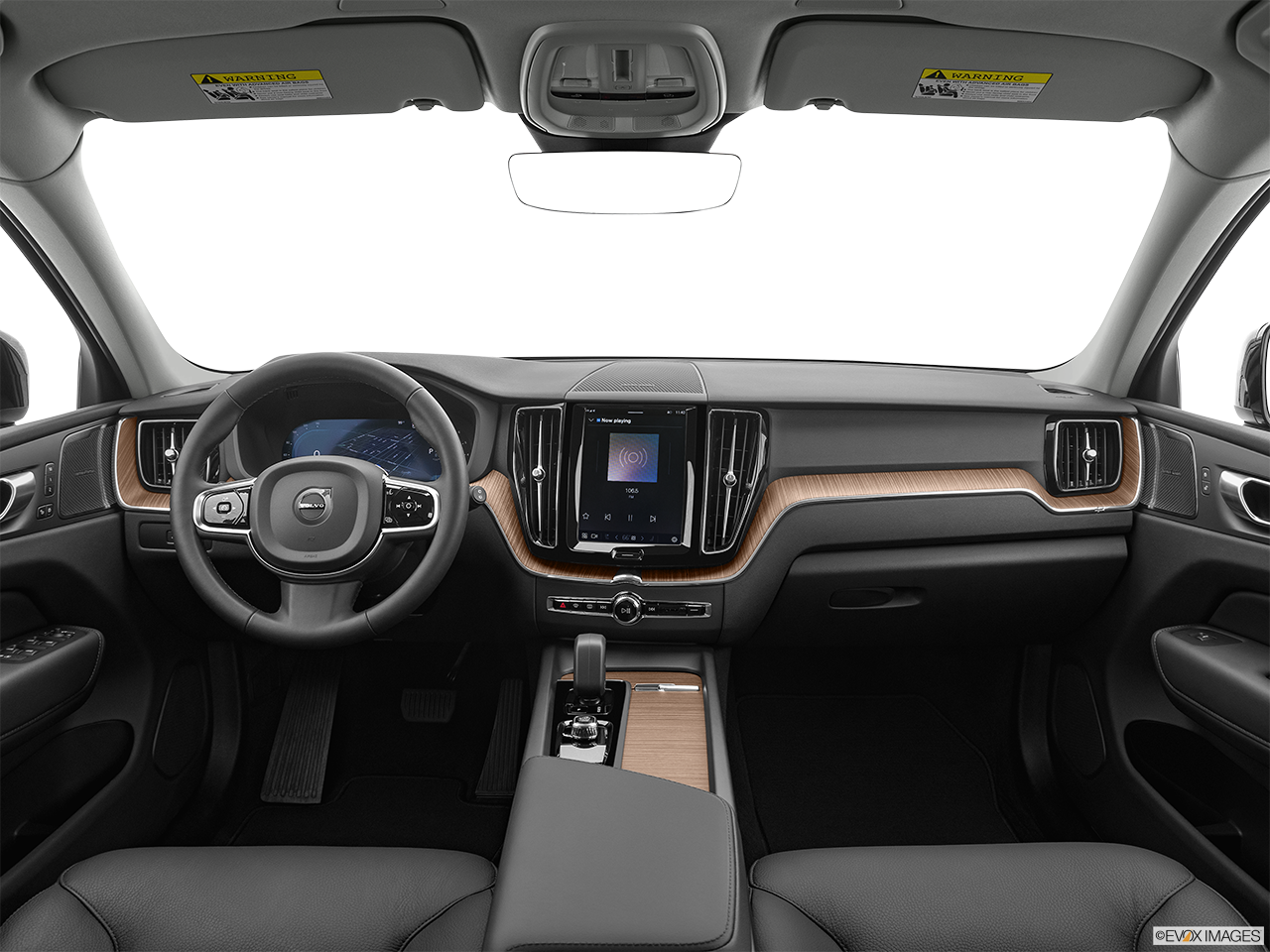 2024 Volvo XC60 B5 Core Dark Theme