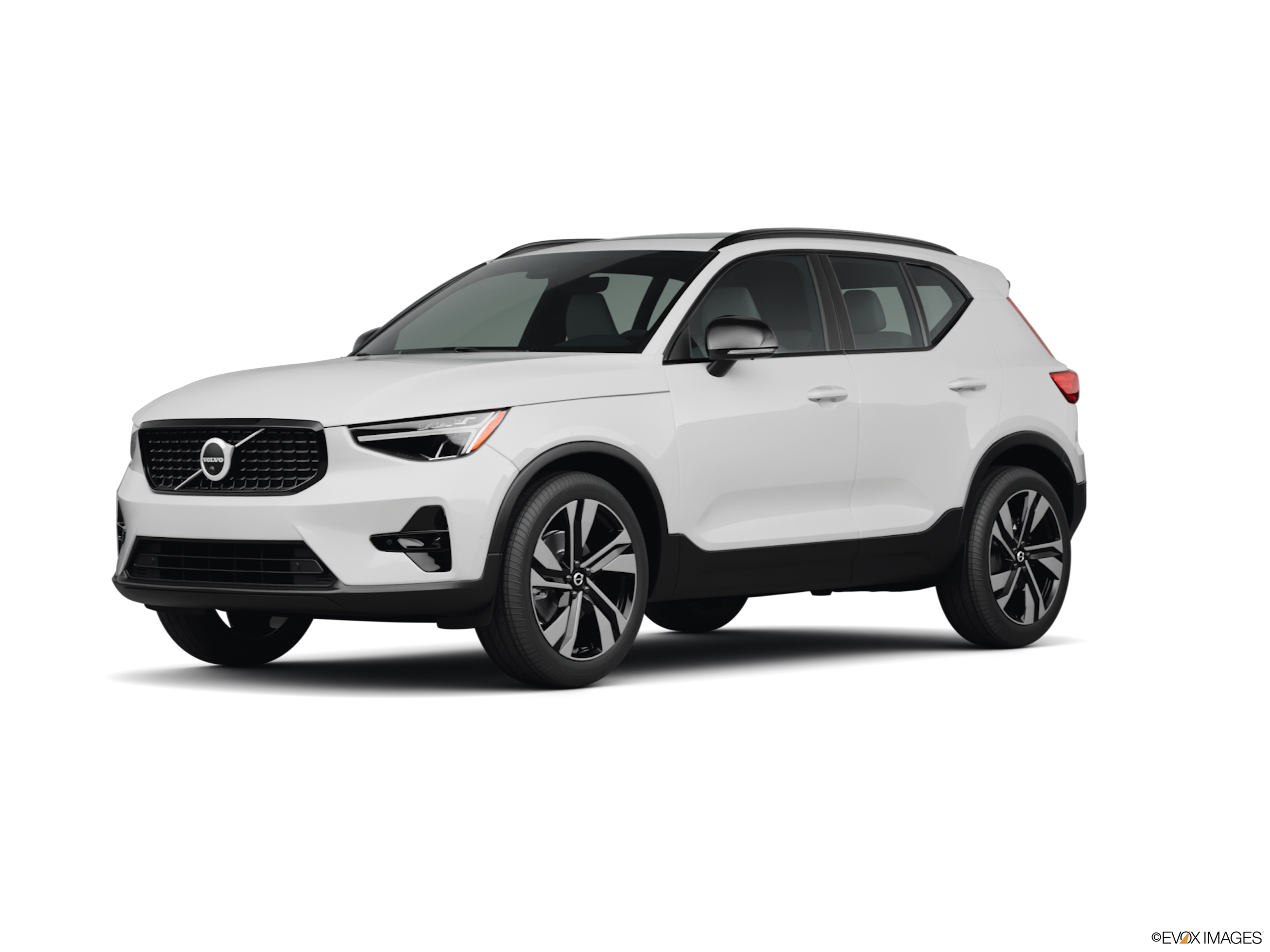 2025 Volvo XC40 B5 Core Bright Theme