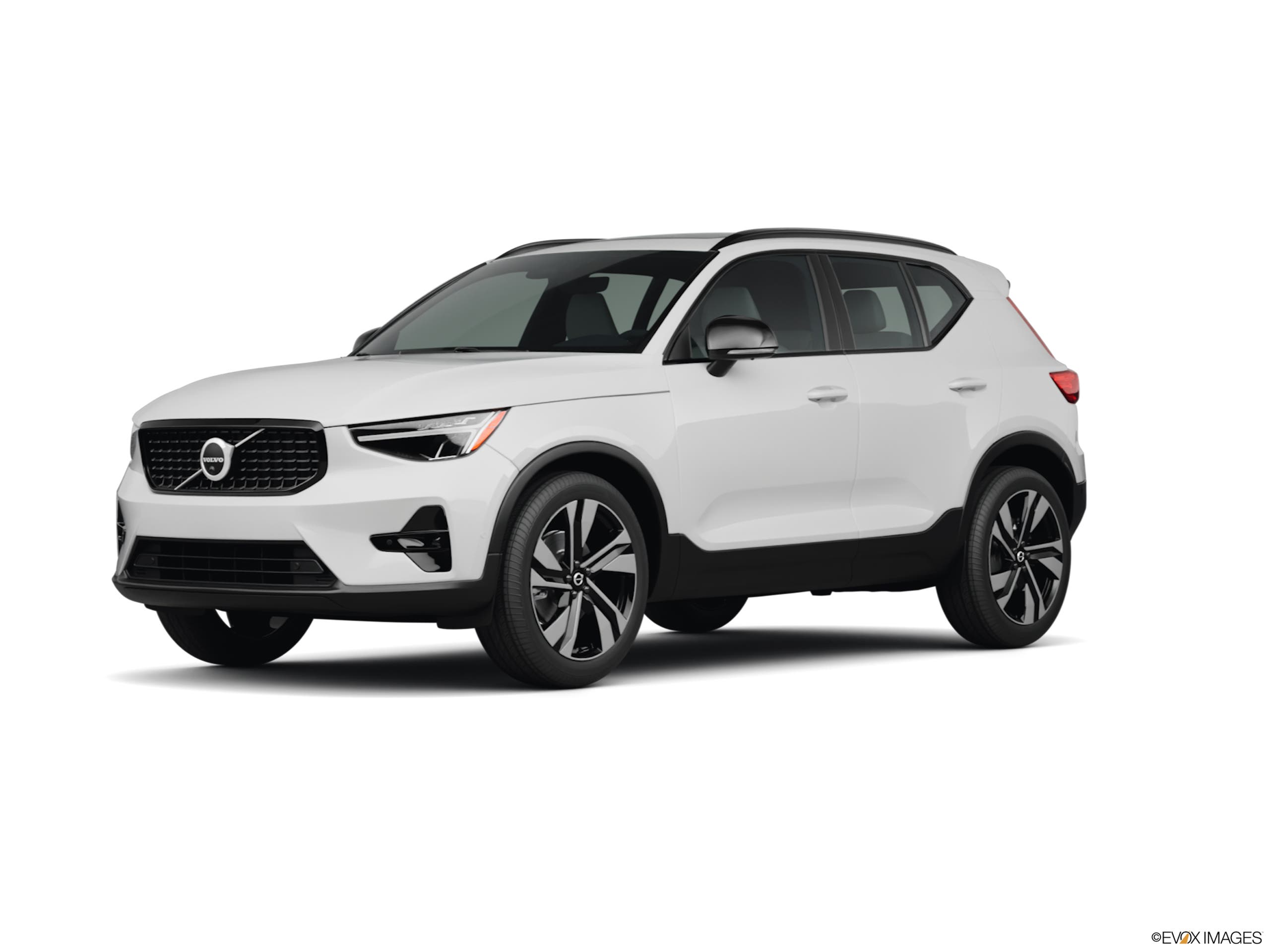 2025 Volvo XC40