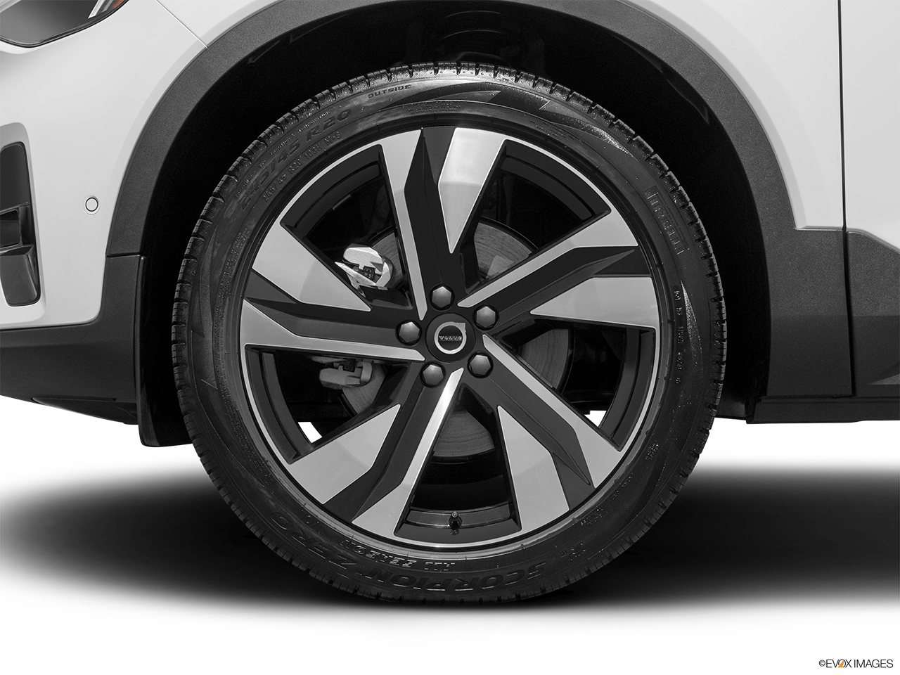2025 Volvo XC40 B5 Core Bright Theme