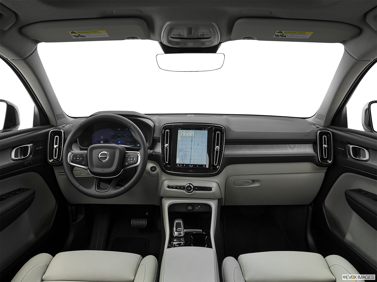 2025 Volvo XC40 B5 Core Bright Theme