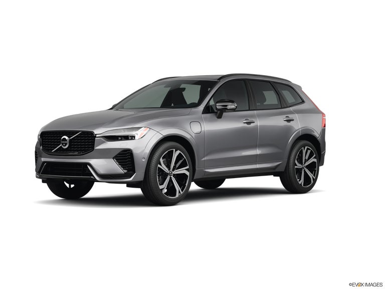 2025 Volvo XC60 B5 Core Dark Theme