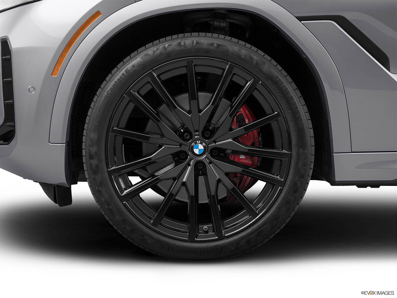 2025 BMW X6 xDrive40i