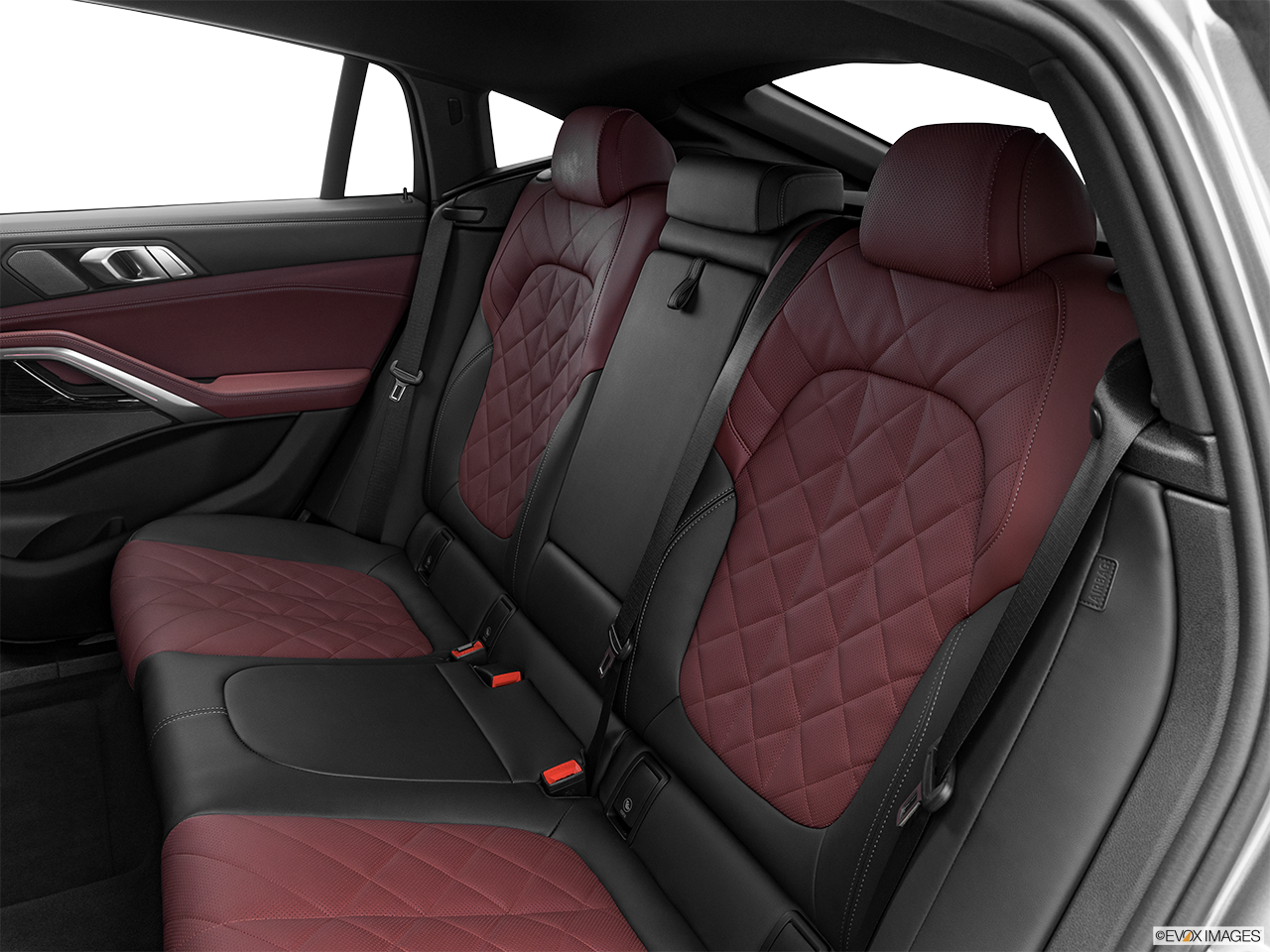 2025 BMW X6 xDrive40i