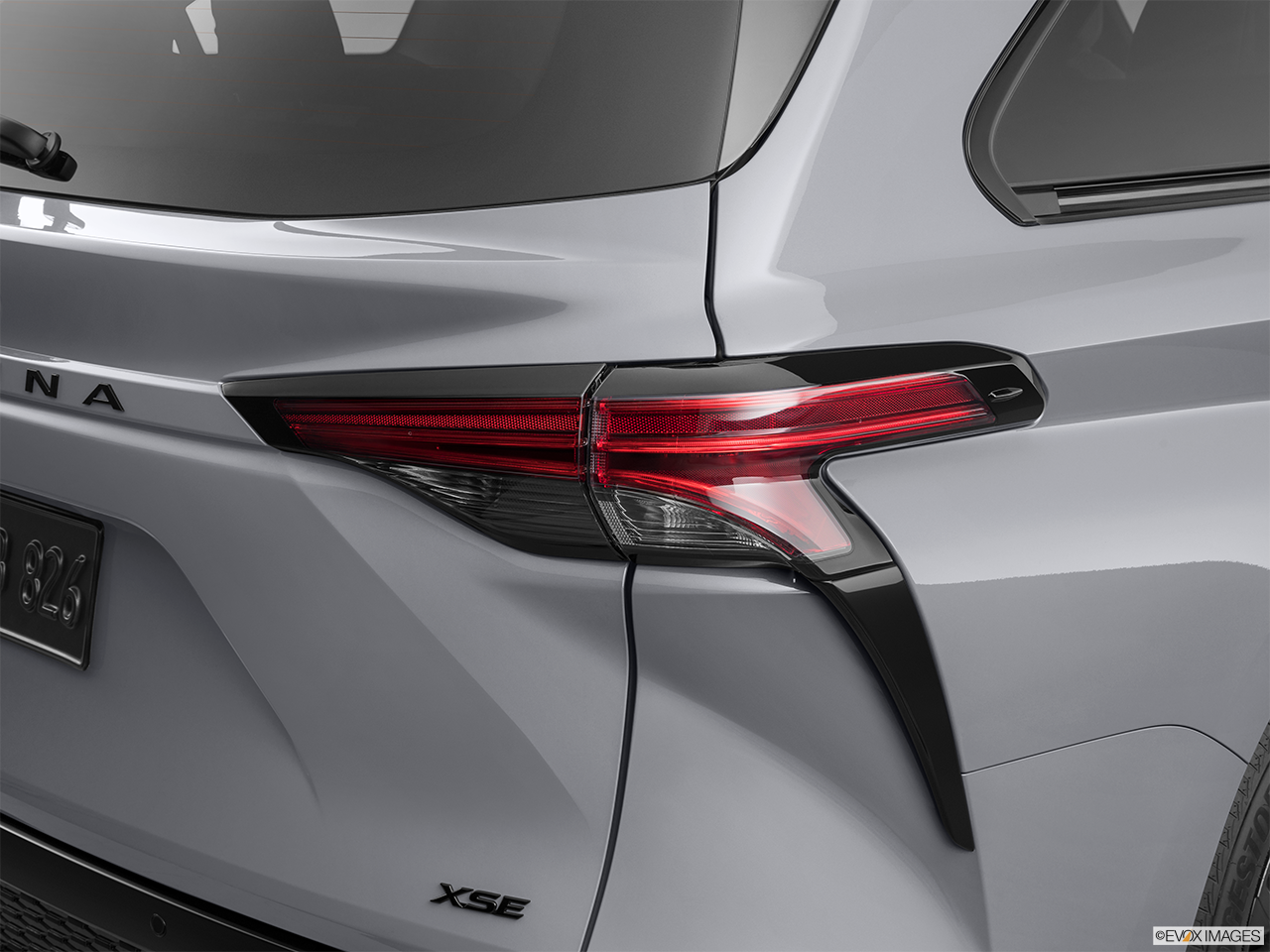 2025 Toyota Sienna LE 8-Passenger