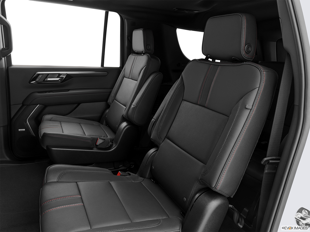 2025 Chevrolet Suburban LS