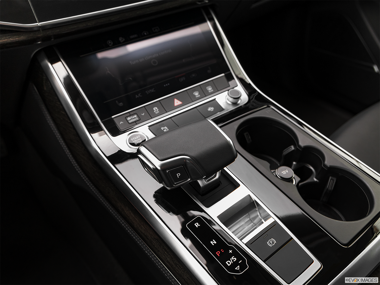 2024 Audi Q7 quattro Premium 45 TFSI