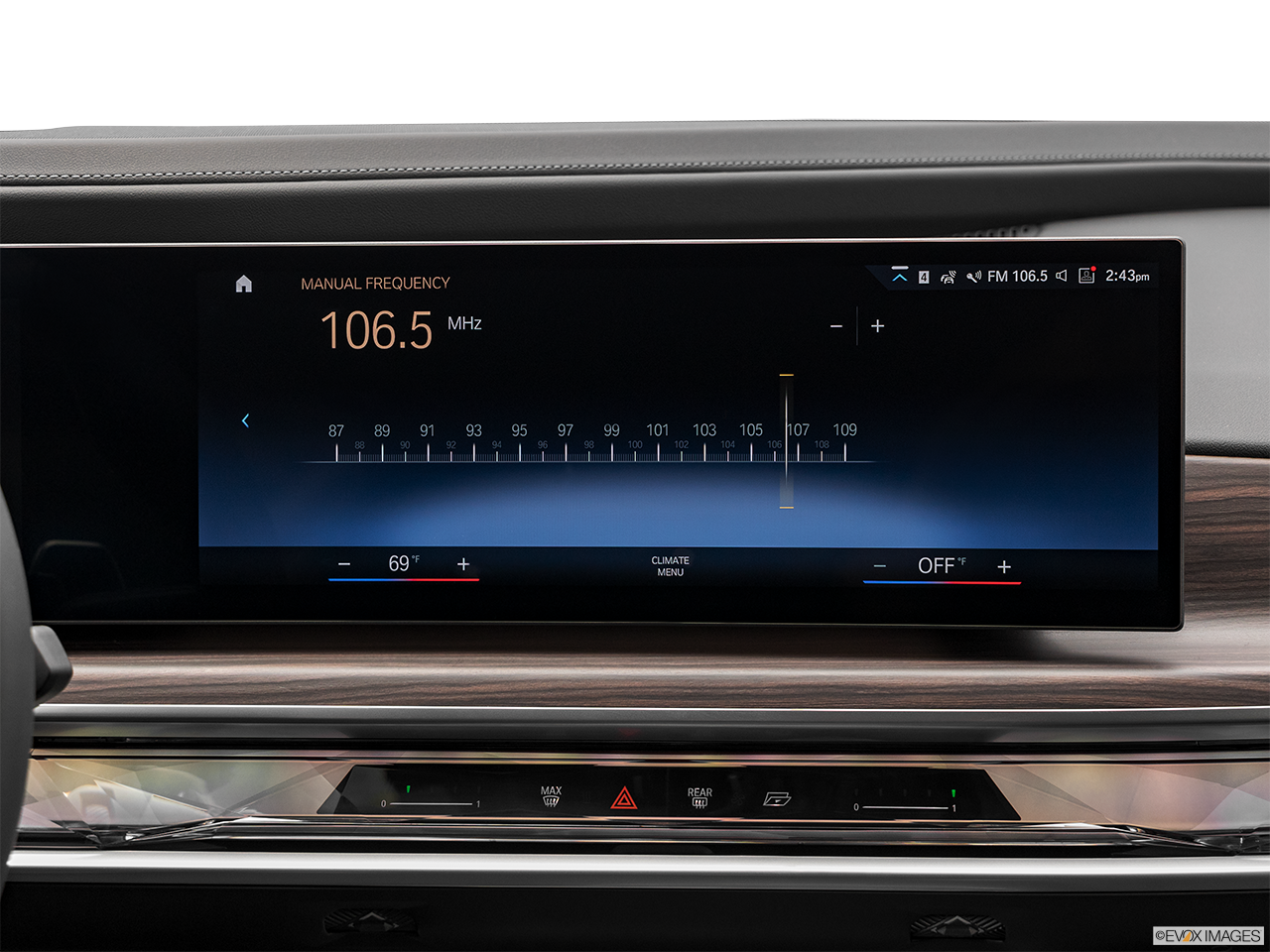 2025 BMW 7 Series 740i