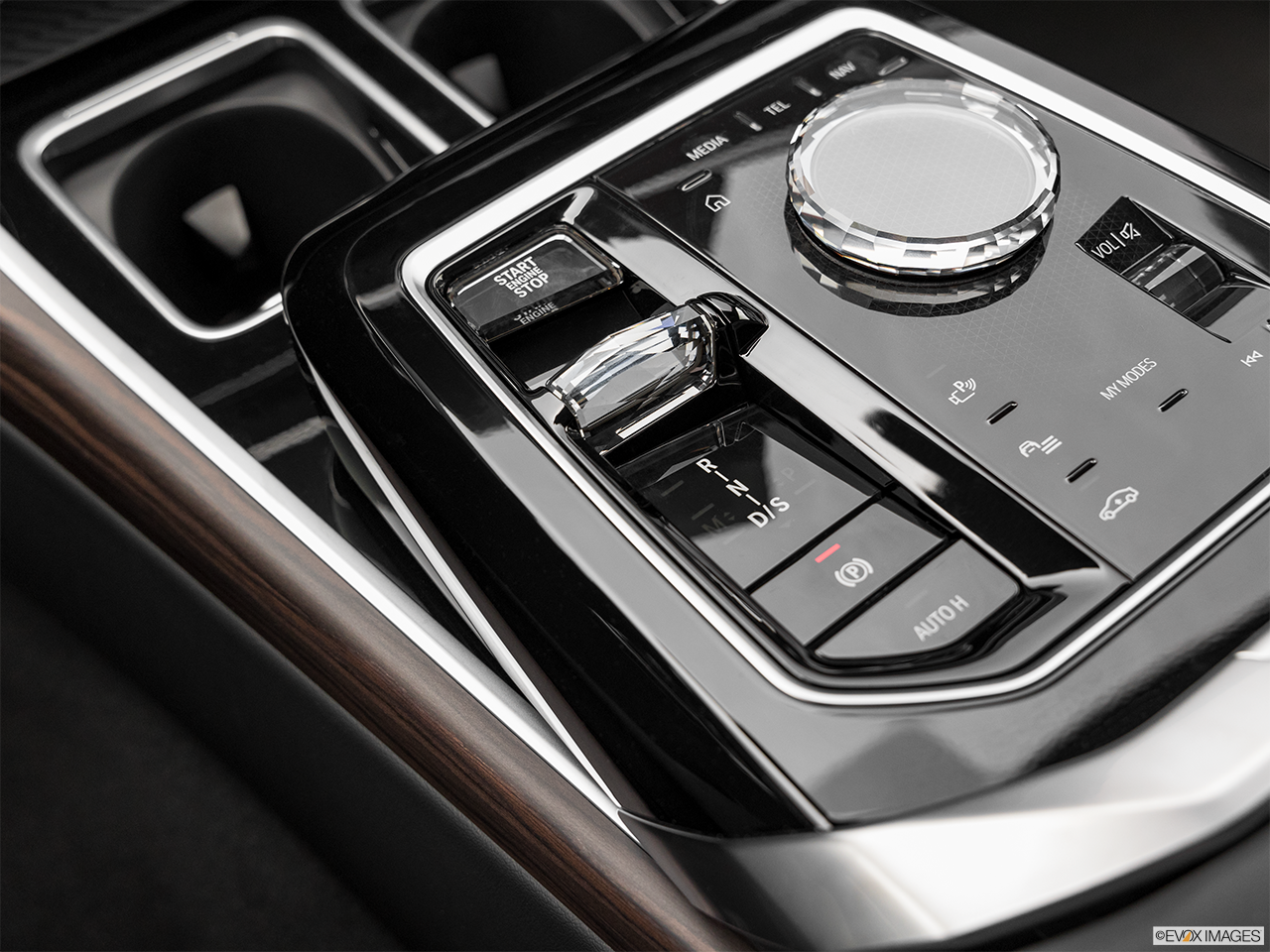 2025 BMW 7 Series 740i