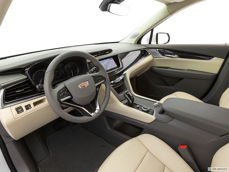 2025 Cadillac XT6 Luxury