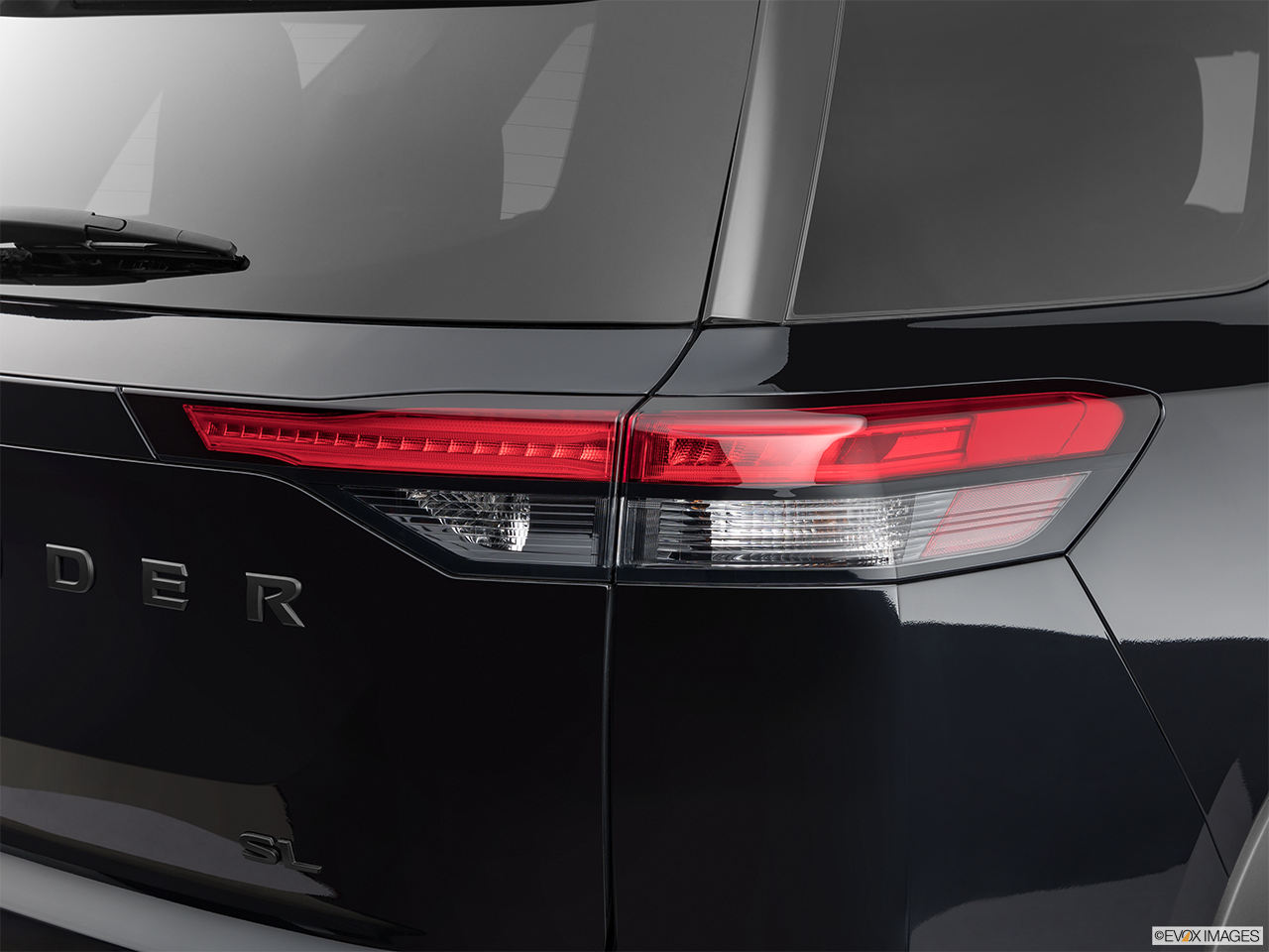 2026 Nissan Pathfinder S