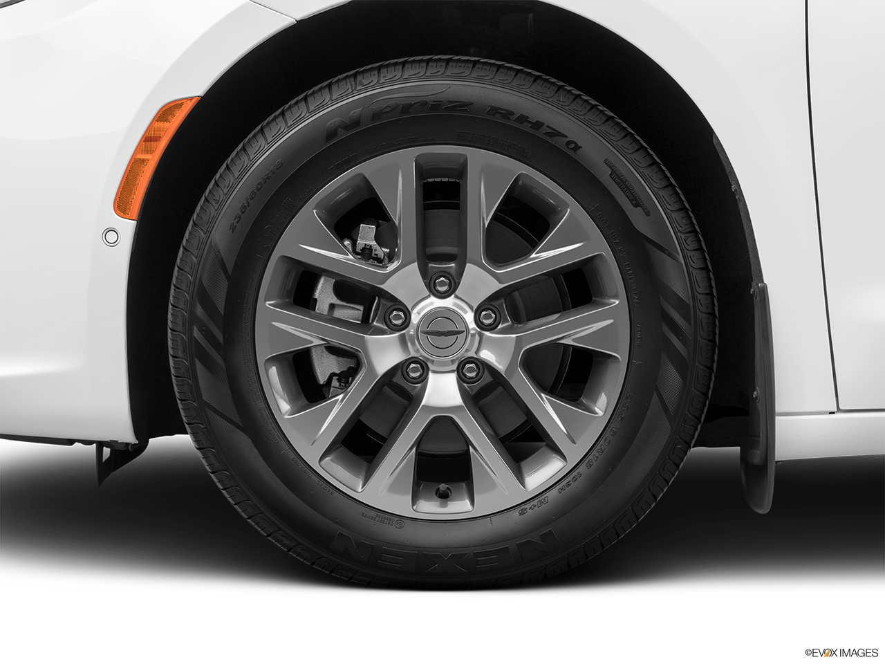 2026 Chrysler Pacifica Plug-In Hybrid Select