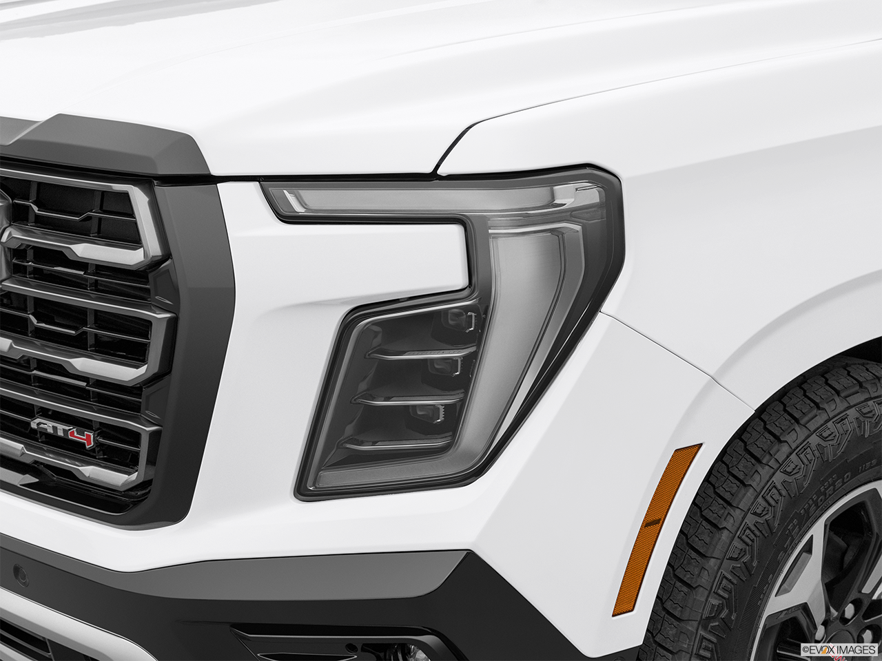 2025 GMC Yukon Elevation