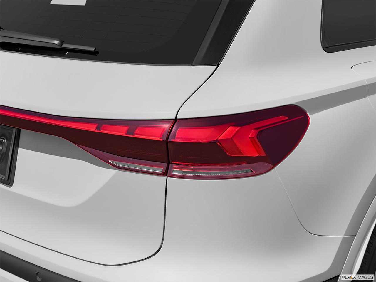 2025 Audi Q6 e-tron Premium