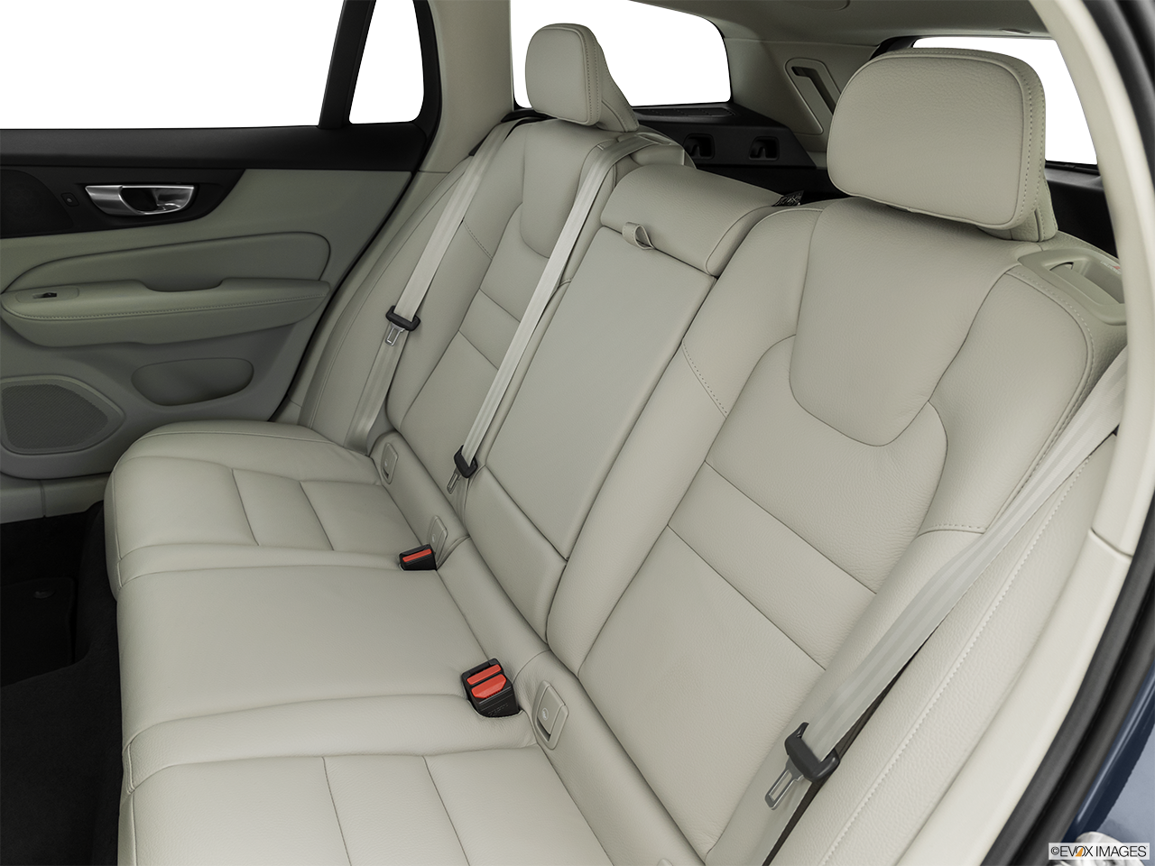 2026 Volvo V60 Cross Country B5 Plus