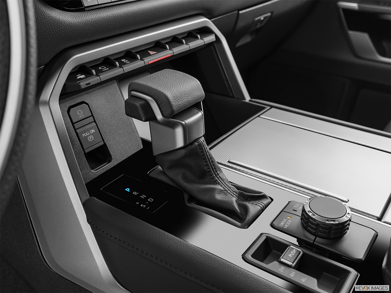 2025 Toyota Sequoia SR5