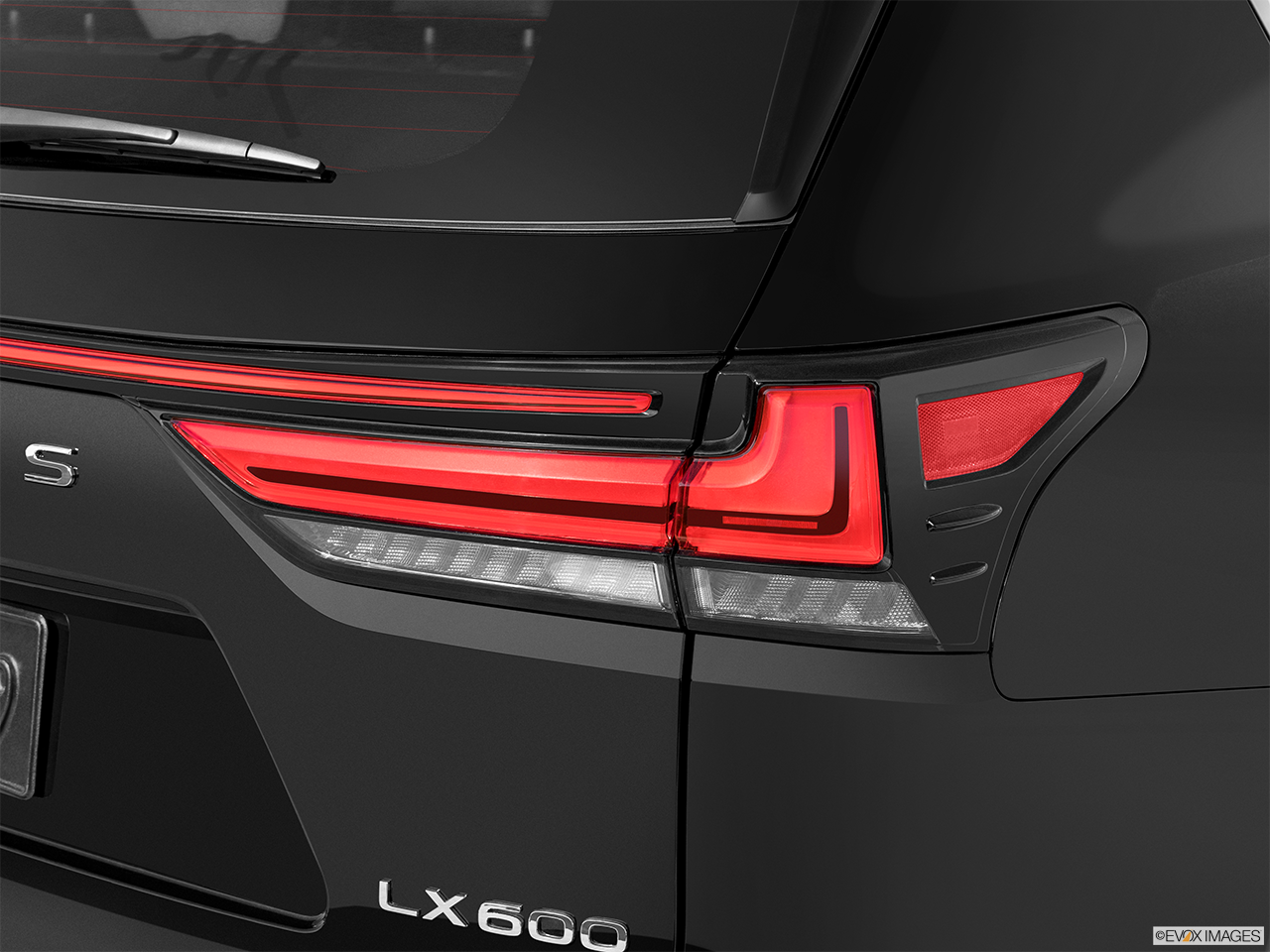 2025 Lexus LX 600 Premium