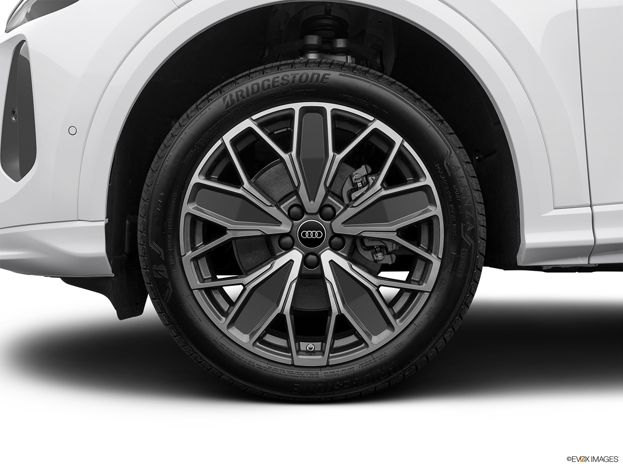 2026 Audi Q5 quattro Premium TFSI
