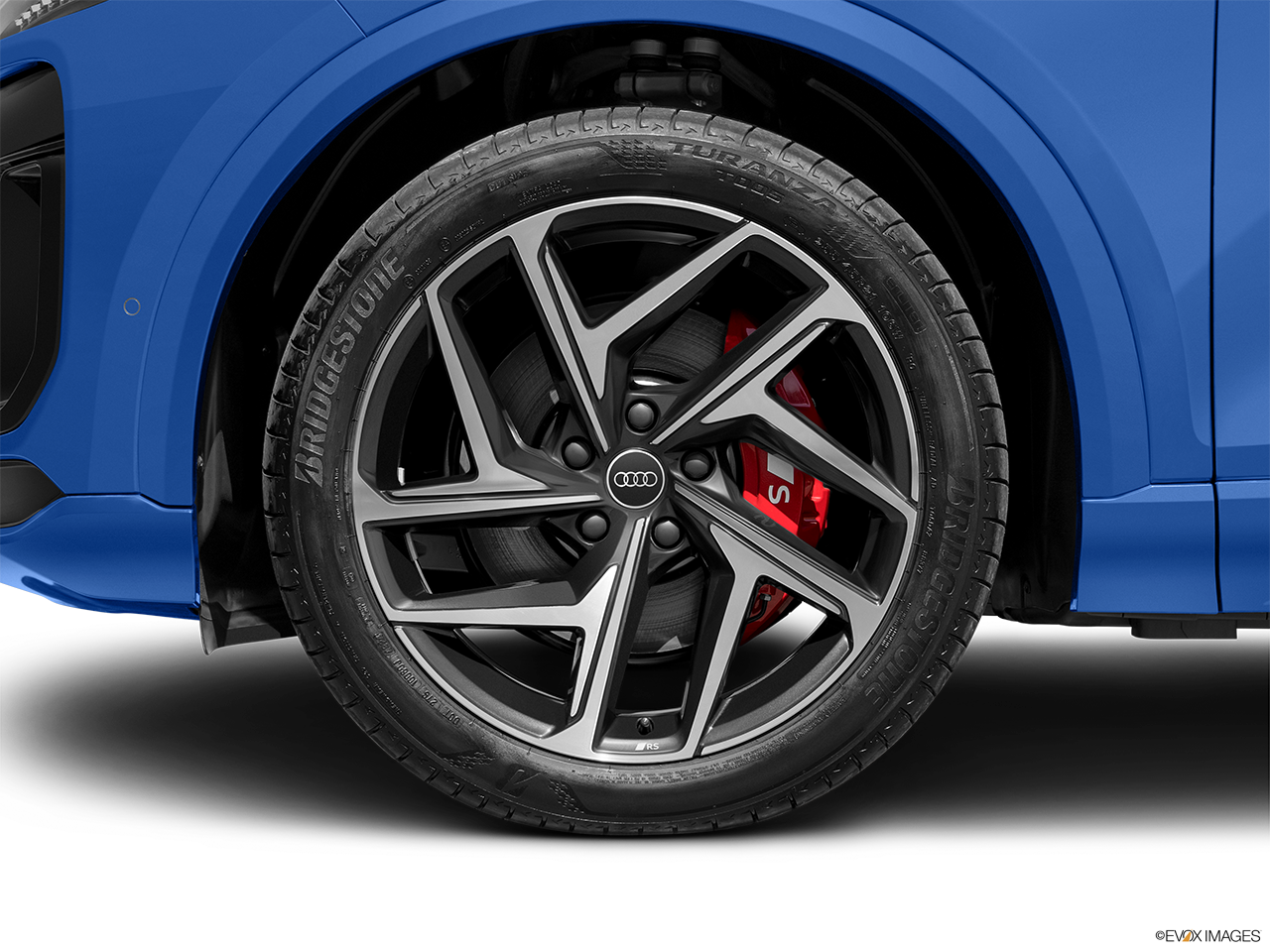 2025 Audi SQ6 e-tron quattro Premium