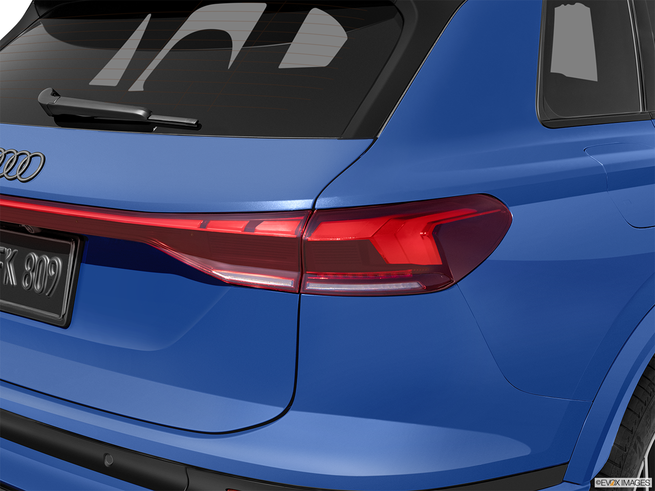 2025 Audi SQ6 e-tron quattro Premium