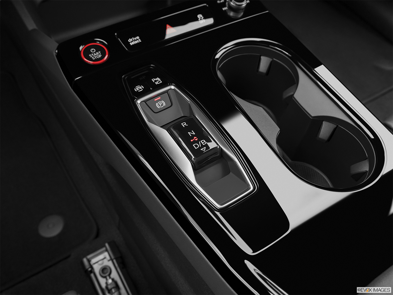 2025 Audi SQ6 e-tron quattro Premium