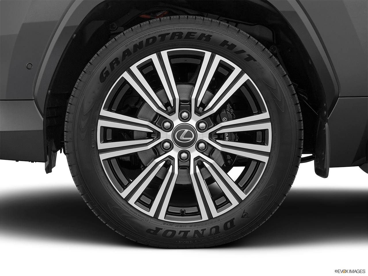 2025 Lexus LX 700h Overtrail