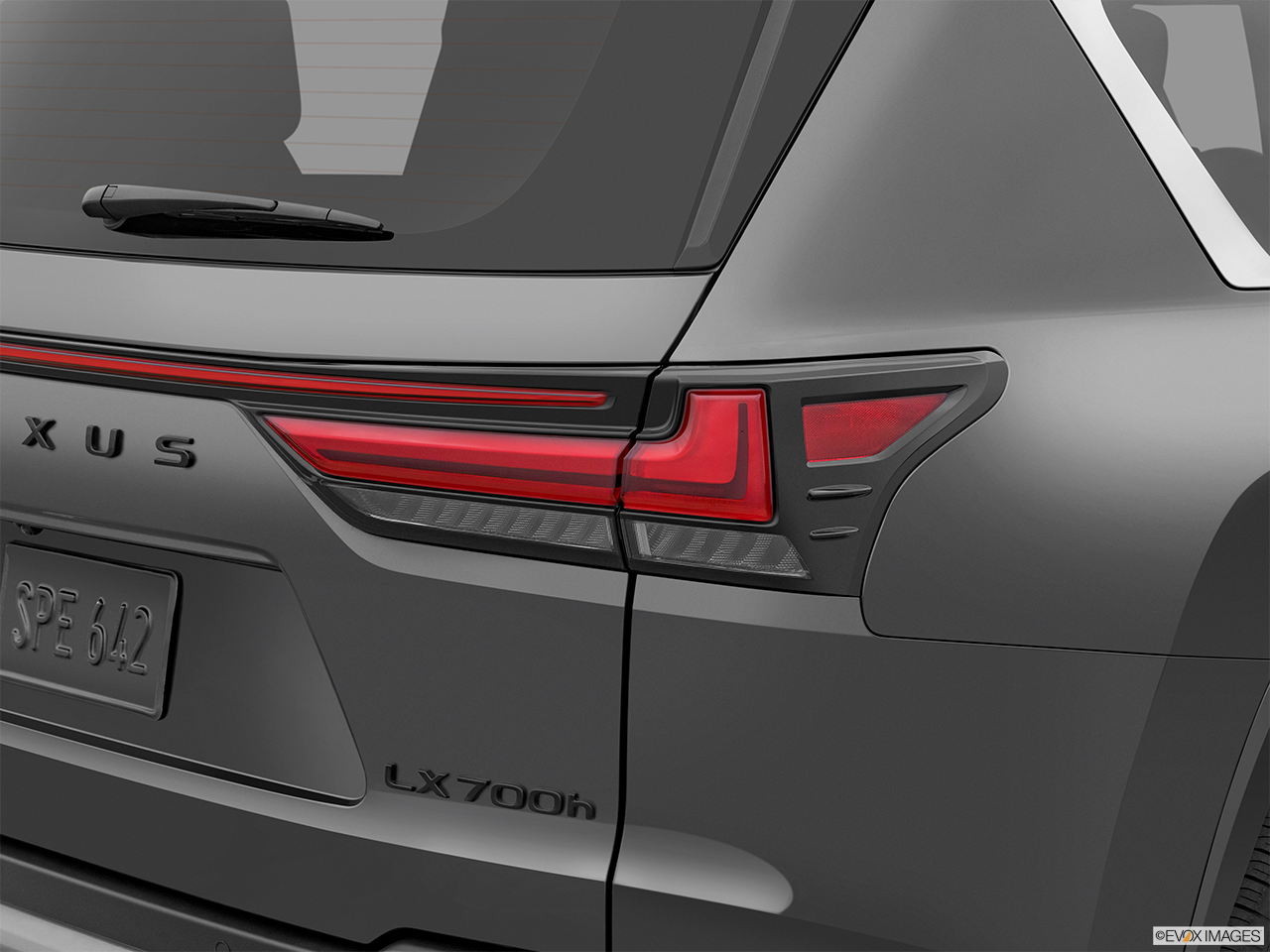 2025 Lexus LX 700h Overtrail